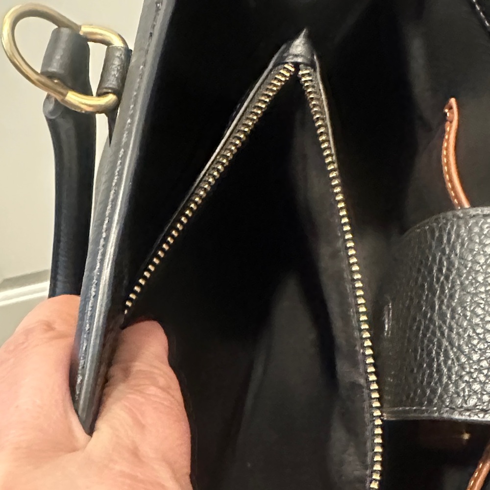 Coach Legacy Medium Black Pebbled  Leather Carryall 28 - Picture 7 of 10